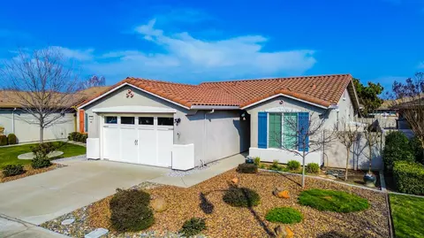 2372 Shadow Berry Dr, Manteca, CA 95336 photo 2