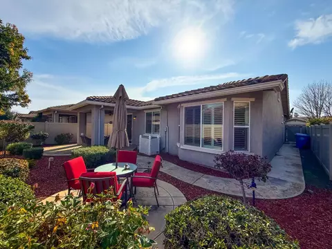 2372 Shadow Berry Dr, Manteca, CA 95336 photo 32