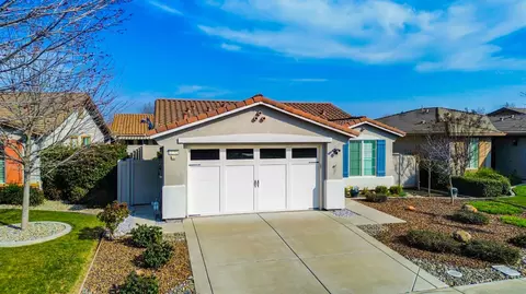2372 Shadow Berry Dr, Manteca, CA 95336 photo 3