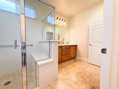 2372 Shadow Berry Dr, Manteca, CA 95336 photo 18
