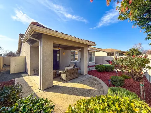 2372 Shadow Berry Dr, Manteca, CA 95336 photo 30