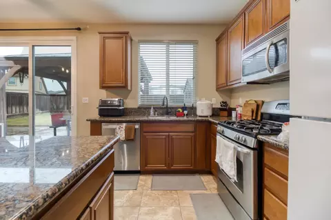1678 Image Dr, Manteca, CA 95337 photo 8