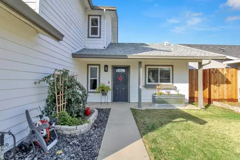 1725 Grassland Way, Modesto, CA 95358 photo 4