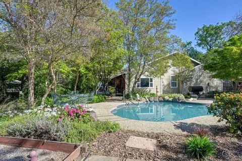 Exterior - 5216 Marione Dr, Carmichael, CA 95608 photo 19 of 24