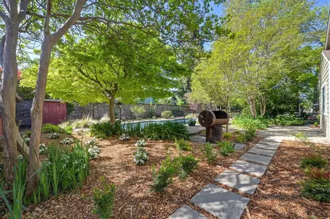 Exterior - 5216 Marione Dr, Carmichael, CA 95608 photo 22 of 24