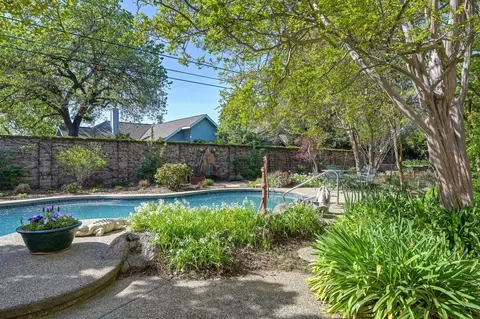 Exterior - 5216 Marione Dr, Carmichael, CA 95608 photo 16 of 24