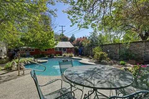 Exterior - 5216 Marione Dr, Carmichael, CA 95608 photo 17 of 24