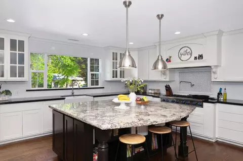 Kitchen - 5216 Marione Dr, Carmichael, CA 95608 photo 1 of 11