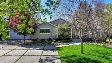 Exterior - 5216 Marione Dr, Carmichael, CA 95608 photo 4 of 24