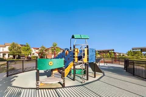View/Area - 1053 Caspian Pink Ter, Davis, CA 95616 photo 2 of 6