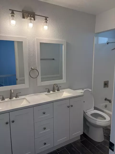 Bath - 8111 Aztec, Antelope, CA 95843 photo 1 of 2