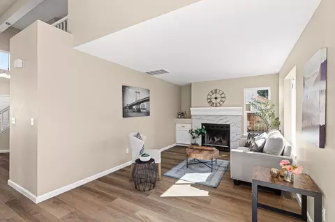 Living - 320 Accipiter Ct, Tracy, CA 95376 photo 3 of 4