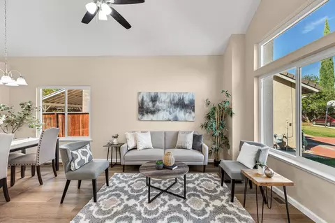 Living - 320 Accipiter Ct, Tracy, CA 95376 photo 1 of 4