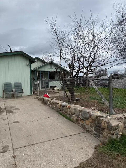 Exterior - 2201 Kenneth, Modesto, CA 95351 photo 4 of 4