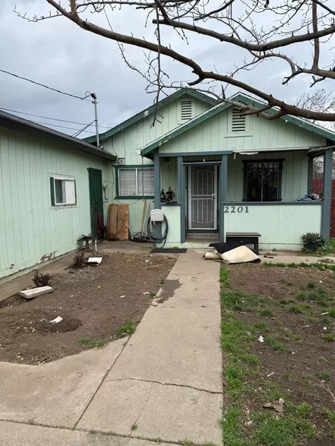 Exterior - 2201 Kenneth, Modesto, CA 95351 photo 2 of 4