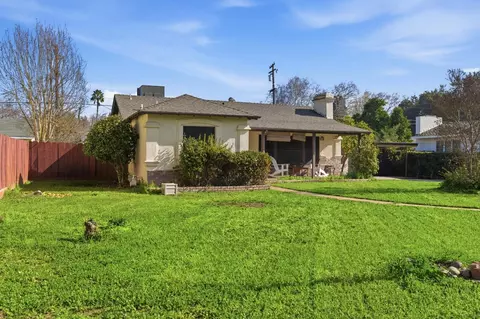 Exterior - 810 Hackberry Ave, Modesto, CA 95354 photo 4 of 8