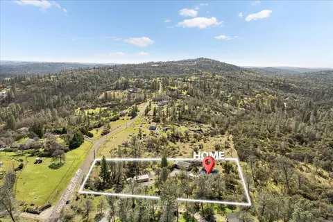 View/Area - 15666 Wolf Mountain Rd, Grass Valley, CA 95949 photo 8 of 10