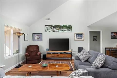 Living - 15666 Wolf Mountain Rd, Grass Valley, CA 95949 photo 2 of 4