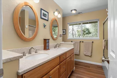 Bath - 15666 Wolf Mountain Rd, Grass Valley, CA 95949 photo 1 of 4