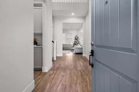 Entry Way - 2830 Mcintosh Dr, Lodi, CA 95242 photo 1 of 9