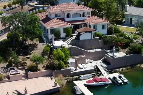 5 Paseo Delago, Copperopolis, CA 95228