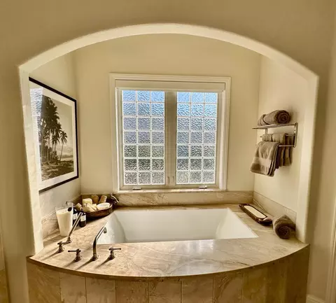 Bath - 5 Paseo Delago, Copperopolis, CA 95228 photo 4 of 7