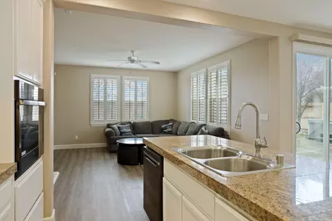 1076 Balzo St, Manteca, CA 95337 photo 19