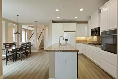 1076 Balzo St, Manteca, CA 95337 photo 23