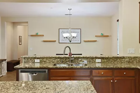 Kitchen - 1094 Danilo Ct, Manteca, CA 95337 photo 4 of 8