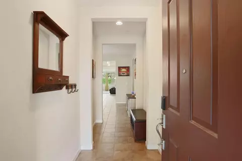 Entry Way - 1094 Danilo Ct, Manteca, CA 95337 photo 1 of 3