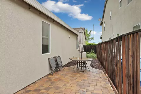 Exterior - 1094 Danilo Ct, Manteca, CA 95337 photo 11 of 11