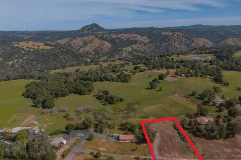 8912 Loan Ln, Mokelumne Hill, CA 95245