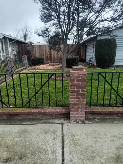 Exterior - 16439 Carleta Pl, Lathrop, CA 95330 photo 6 of 14