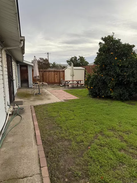 Exterior - 16439 Carleta Pl, Lathrop, CA 95330 photo 10 of 14