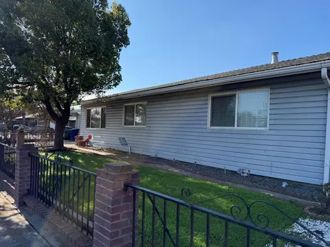 Exterior - 16439 Carleta Pl, Lathrop, CA 95330 photo 3 of 14
