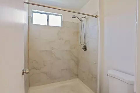 Bath - 2408 Echo Park Ct, Modesto, CA 95358 photo 4 of 5