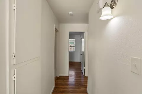 Entry Way - 2408 Echo Park Ct, Modesto, CA 95358 photo 2 of 4