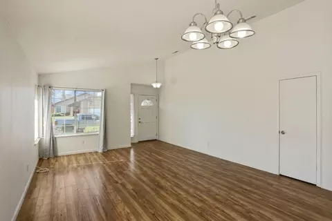 Living - 2408 Echo Park Ct, Modesto, CA 95358 photo 4 of 8