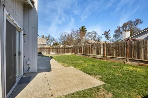 Exterior - 2408 Echo Park Ct, Modesto, CA 95358 photo 5 of 10