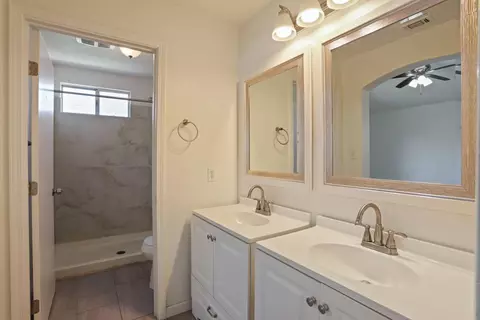 Bath - 2408 Echo Park Ct, Modesto, CA 95358 photo 5 of 5