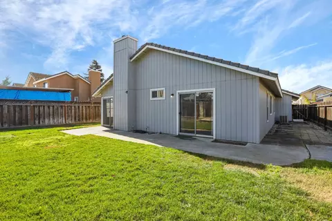 Exterior - 2408 Echo Park Ct, Modesto, CA 95358 photo 8 of 10