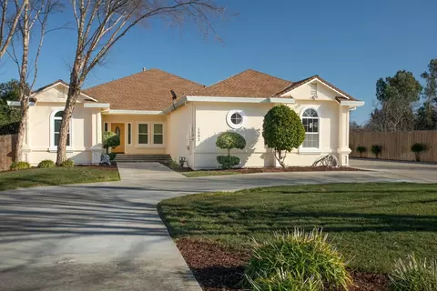 1983 Hooper Rd, Yuba City, CA 95993