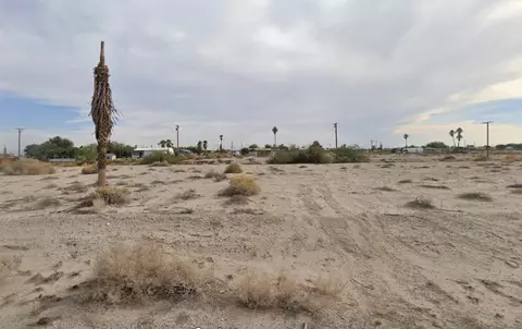 1345 Bourbon Ave, Thermal, CA 92274