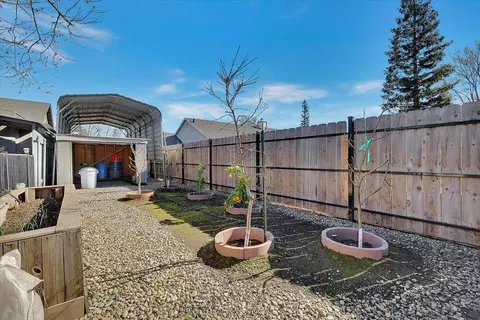 Exterior - 2634 Madrone St, Sutter, CA 95982 photo 15 of 43