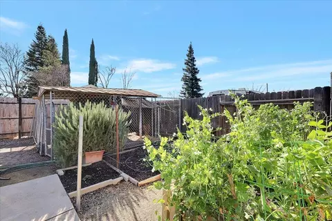 Exterior - 2634 Madrone St, Sutter, CA 95982 photo 17 of 43