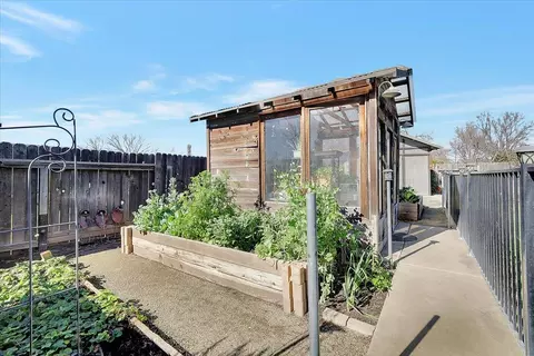 Exterior - 2634 Madrone St, Sutter, CA 95982 photo 16 of 43