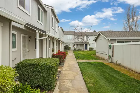 515 Peerless Way #13, Tracy, CA 95376 photo 7