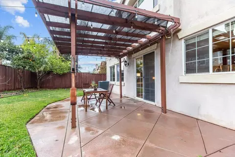Exterior - 1242 Tulloch Dr, Tracy, CA 95304 photo 5 of 7