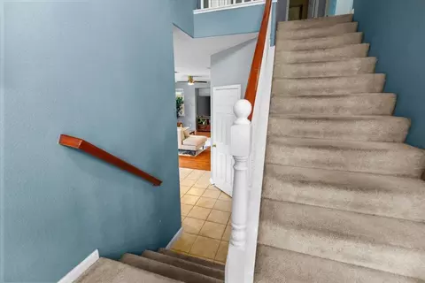 Entry Way - 1242 Tulloch Dr, Tracy, CA 95304 photo 4 of 6