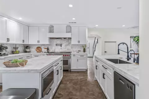 Kitchen - 2228 Cheyenne Way, Modesto, CA 95356 photo 2 of 5